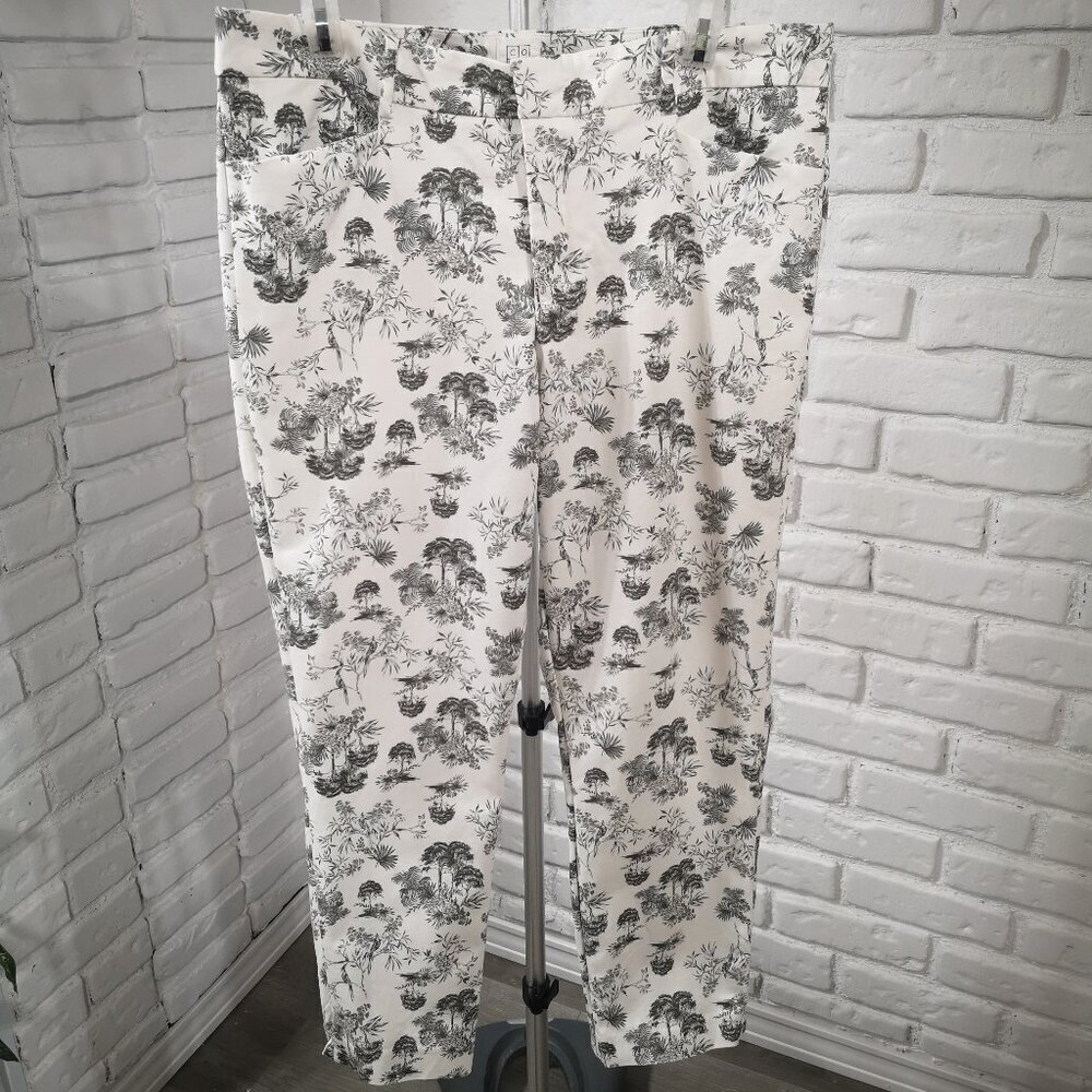 CORE Life Ladies Size 16 Grey & White Tree Pattern Casual Pants
